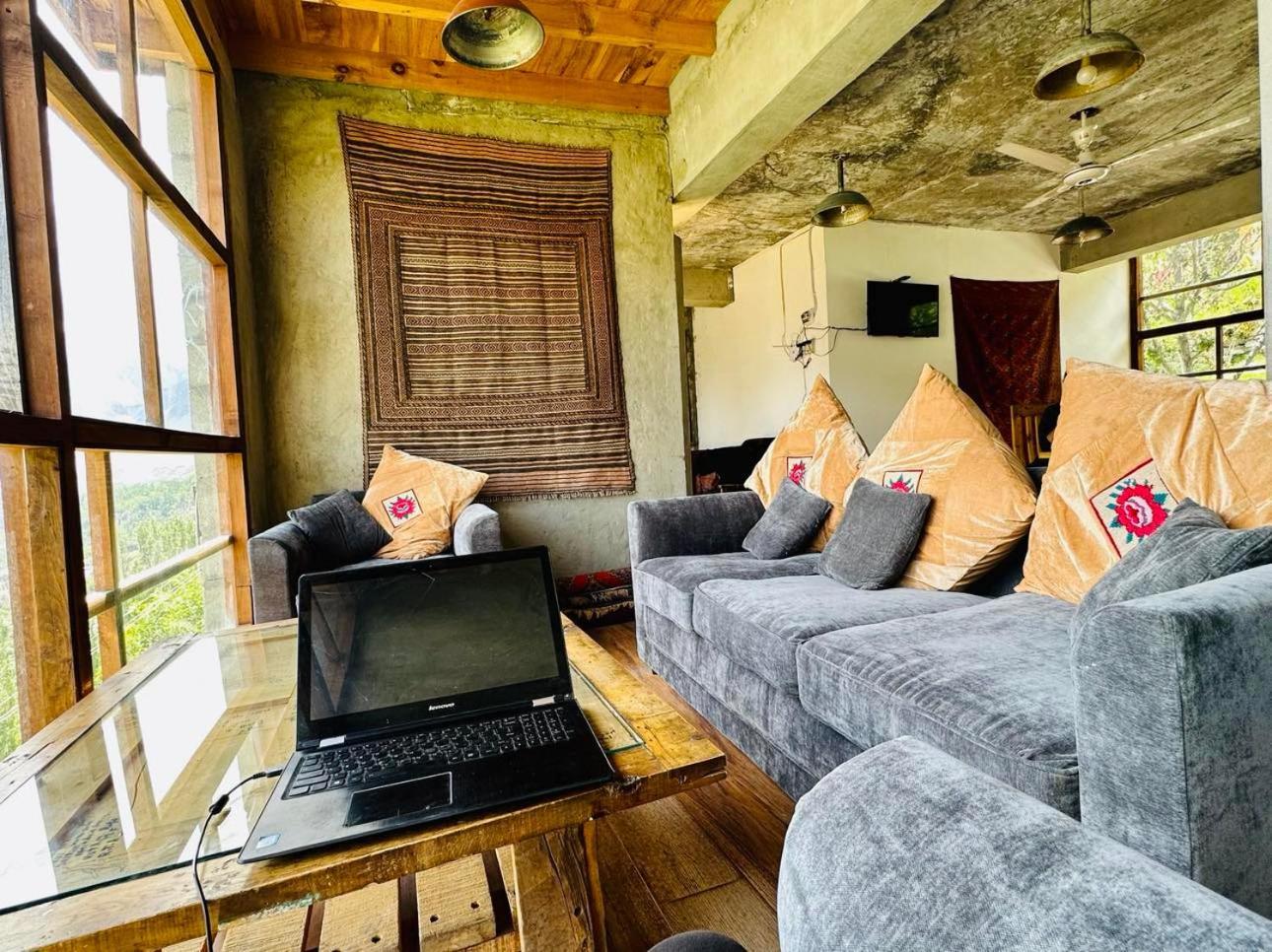 Backpackers Stories By Old Hunza Inn Karimabad  Екстериор снимка