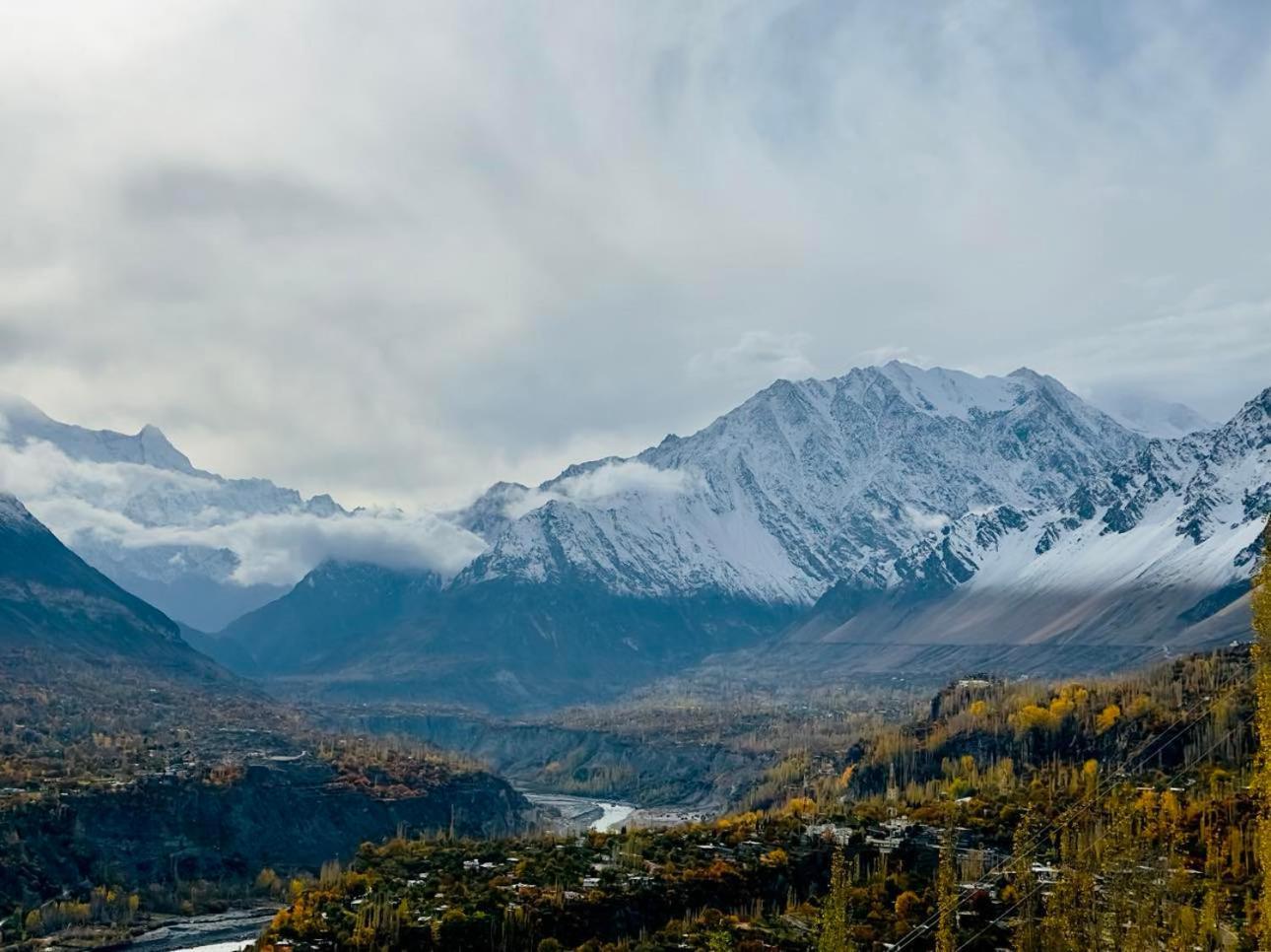 Backpackers Stories By Old Hunza Inn Karimabad  Екстериор снимка